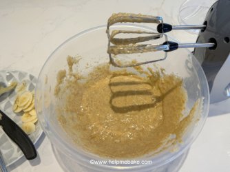 Banana Wholemeal Cupcakes by Help Me Bake (15) (Medium).JPG Banana Wholemeal Cupcakes by Help Me Bake (15) (Medium).JPG