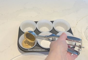 Banana Wholemeal Cupcakes by Help Me Bake (16) (Medium).JPG Banana Wholemeal Cupcakes by Help Me Bake (16) (Medium).JPG
