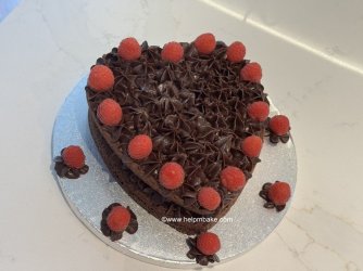 Raspberry Heart Cake by Help Me Bake (1).JPG Raspberry Heart Cake by Help Me Bake (1).JPG