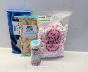 3 How to make Easter Marshmallow Bark by Help Me Bake (Medium).JPG