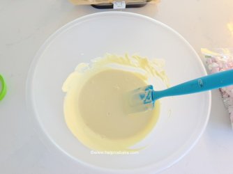 8 How to make Easter Marshmallow Bark by Help Me Bake (Medium).JPG