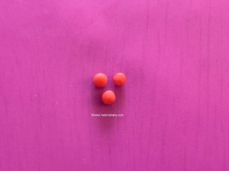 Easy Christmas Pudding Toppers by Help Me Bake (1).JPG Easy Christmas Pudding Toppers by Help Me Bake (1).JPG