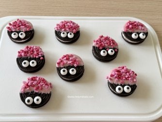 Love Bug Oreos by Help Me Bake.JPG Love Bug Oreos by Help Me Bake.JPG