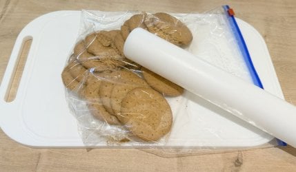 4 Traditional Irish Fifteens by Help Me Bake.JPG 4 Traditional Irish Fifteens by Help Me Bake.JPG