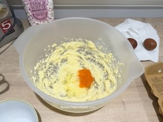 3 Marshmallow Cupcakes by Help Me Bake (2).JPG 3 Marshmallow Cupcakes by Help Me Bake (2).JPG