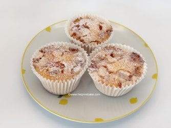 3 Marshmallow Cupcakes by Help Me Bake (17).JPG 3 Marshmallow Cupcakes by Help Me Bake (17).JPG