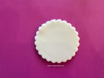Easy Christmas ~Pudding Topper by Help Me Bake (1).JPG Easy Christmas ~Pudding Topper by Help Me Bake (1).JPG