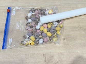 Mini Egg Blondies (16A).JPG Mini Egg Blondies (16A).JPG