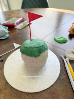 Terrys Choc Orange Golf Gift by Help Me Bake(23).JPG Terrys Choc Orange Golf Gift by Help Me Bake(23).JPG
