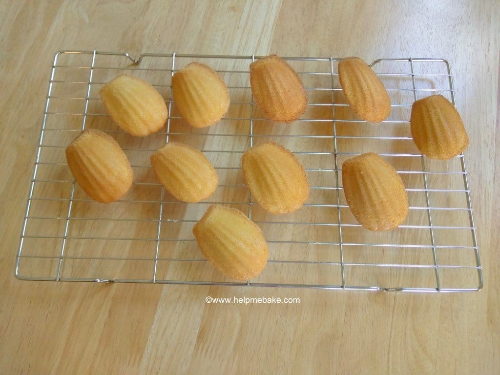 www.helpmebake.com