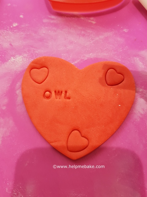 46-Valentines-Owl-Tutorial-Help-Me-Bake.jpg