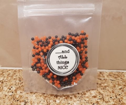 Edible Black & Orange 4mm Sugar Balls Pearls or Dragees Review