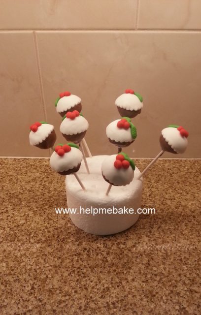 Christmas-Pud-Cake-Pops-408x640.jpg