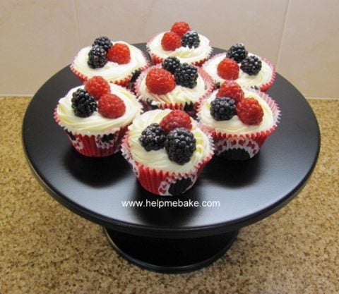 Mixed-Berry-Cupcakes-480x417.jpg