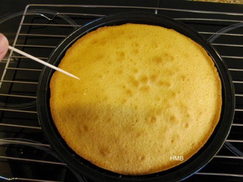 Pizza-Base-Cake-Help-Me-Bake-14-480x360.jpg