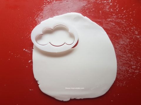 FMM-Fluffy-Cloud-Cutters-Review-by-Help-Me-Bake-4-480x360.jpg