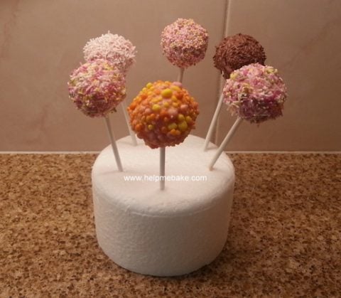 Cake-Pops-179-001-480x419.jpg