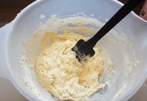 1-Butter-Cake-by-Help-Me-Bake-12-480x331.jpg