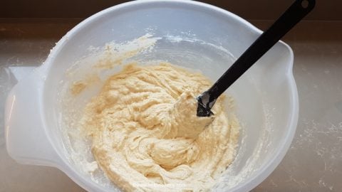 1-Butter-Cake-by-Help-Me-Bake-18-480x270.jpg