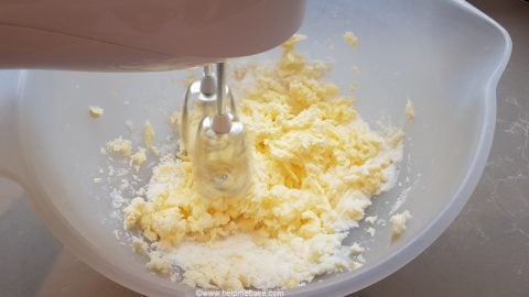 1-Butter-Cake-by-Help-Me-Bake-5-480x270.jpg