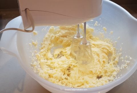 1-Butter-Cake-by-Help-Me-Bake-6-480x326.jpg