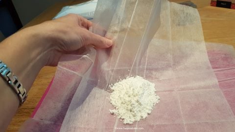 6-DIY-cornflour-Puch-by-Help-Me-Bake-9-Copy-001-1-480x270.jpg