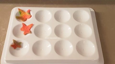 Autumn-Fall-Leaves-Help-Me-Bake-Tutorial-5-480x270.jpg