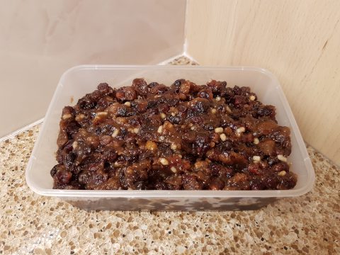 Sweet-Mincemeat-by-Help-Me-Bake-480x360.jpg